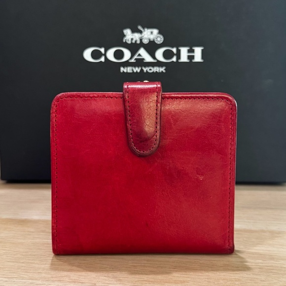 Vintage Coach 4886 Continental Clutch Red Leather Bifold Framed Kisslock Wallet - Picture 1 of 10